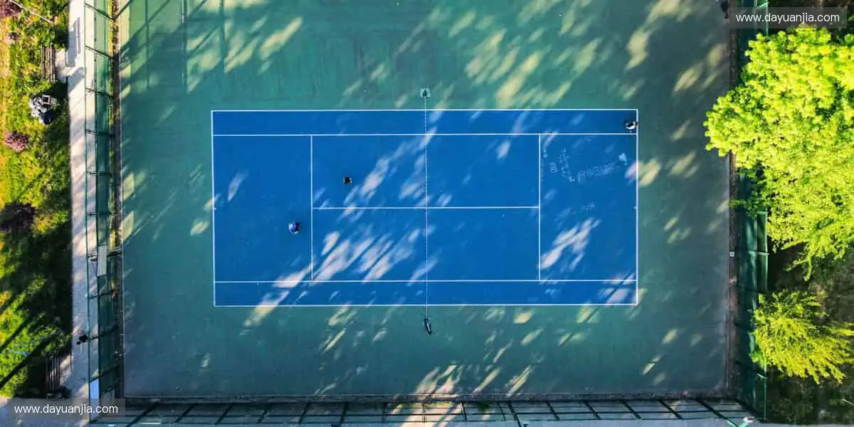 🎥专业解说,带你看透赛场背后的战术密码!🎙️